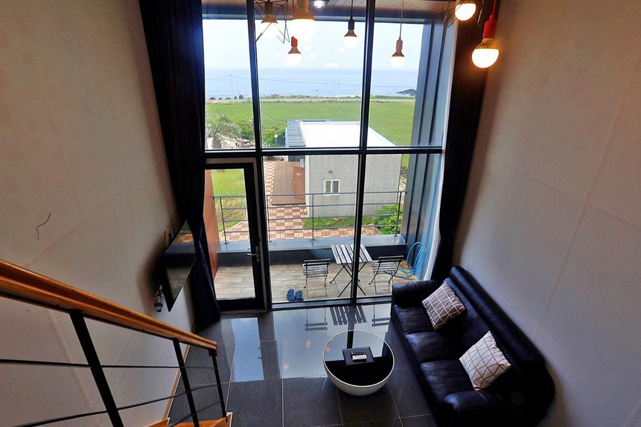 J Raum Resort Seogwipo Eksteriør bilde
